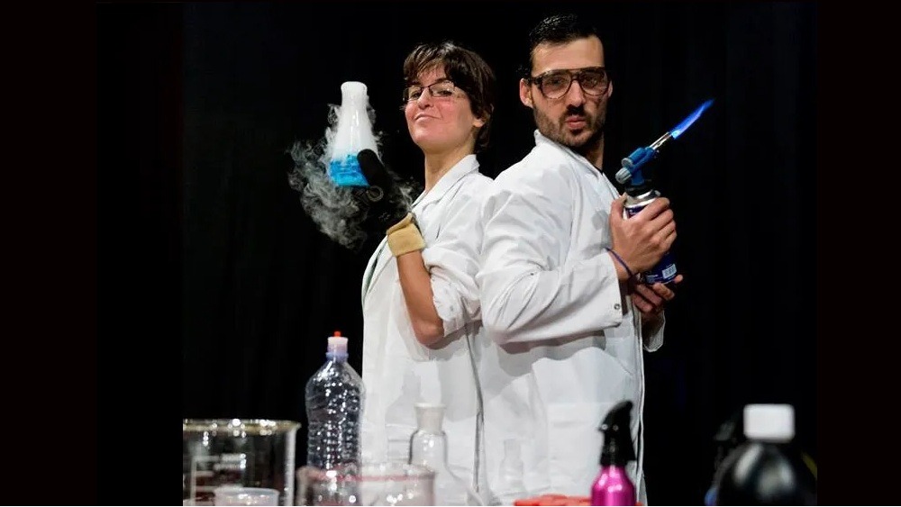 Espectáculo familiar “Orilo y Arlequina y las grandes científicas” de BigVan Ciencia